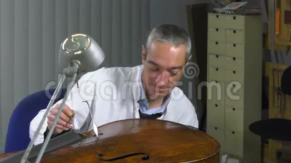 卢蒂尔定位大提琴灵魂视频的预览图