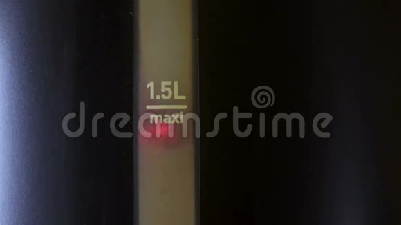 电水壶的实测水位视频的预览图