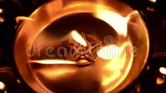 古代五角星燃烧视频的预览图