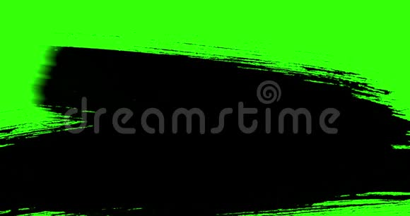 多抽象泼墨颜料刷横向笔划黑色过渡键绿屏背景视频的预览图