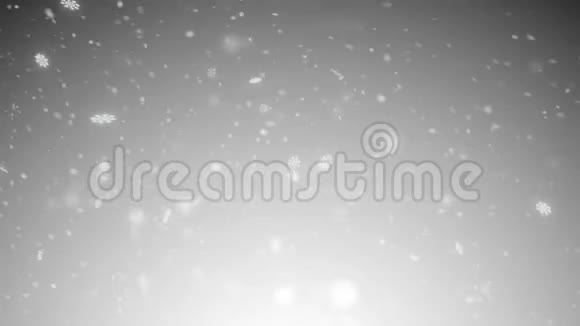 圣诞节降临在白色背景上的魔法雪有雪花的冬季风暴镜头视频的预览图