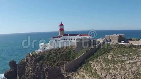 从葡萄牙卡波维森特灯塔起飞视频的预览图