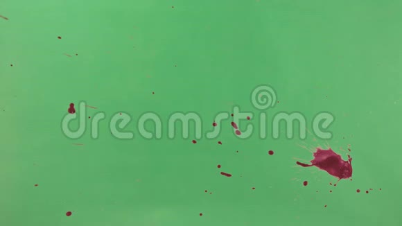红墨水溅过绿屏背景视频的预览图