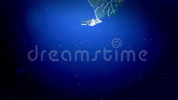 美丽的三维雪花漂浮在空气中的蓝色背景用作圣诞新年贺卡或冬季动画视频的预览图