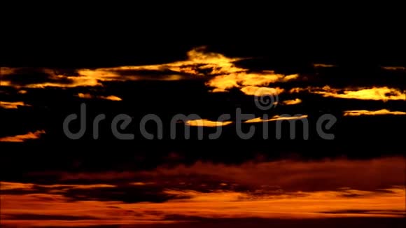 德国勃兰登堡福肯塞的红云印象视频的预览图