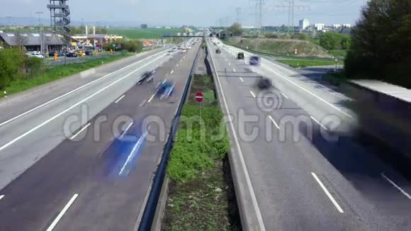 德国公路交通的时间推移视频的预览图