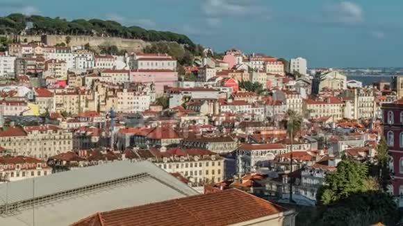 里斯本葡萄牙的天际线圣乔治城堡视频的预览图