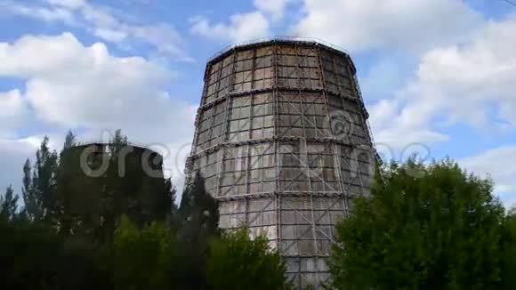 大型电厂烟囱视频的预览图