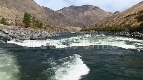 爱达荷蛇河地狱峡谷爱达荷河视频的预览图