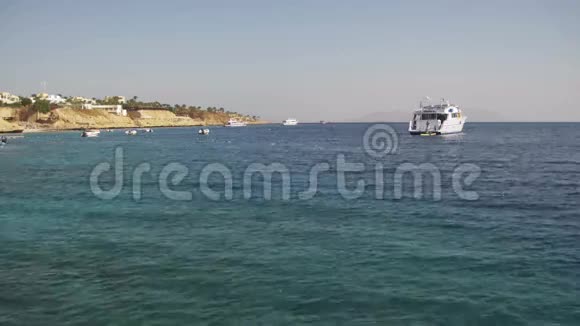埃及红海的船的景观视频的预览图