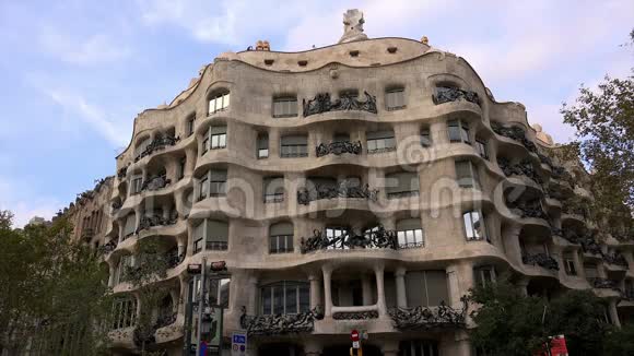 巴塞罗那那座古老而美丽的房子西班牙视频的预览图