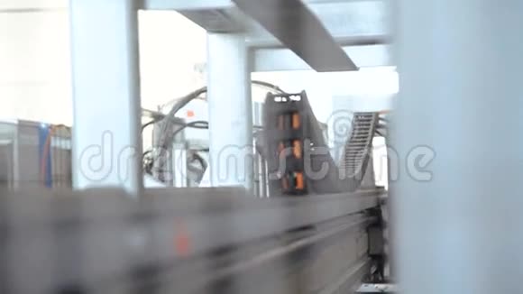 门窗厂机械视频的预览图