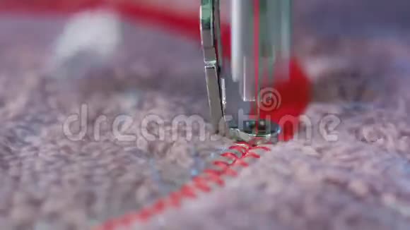 纺织工业中的纺织刺绣机视频的预览图