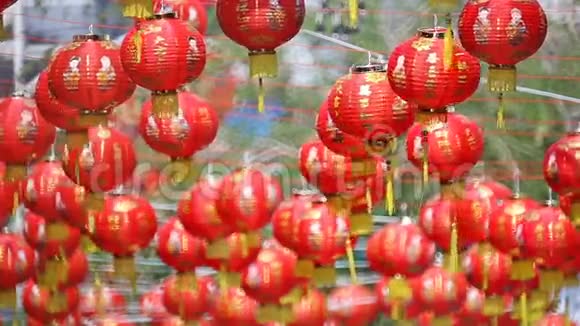 唐人街的中国新年灯笼视频的预览图