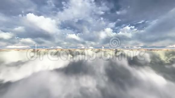 在云层里飞行视频的预览图