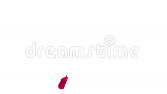 慢动作红色溅在空中糖浆视频的预览图