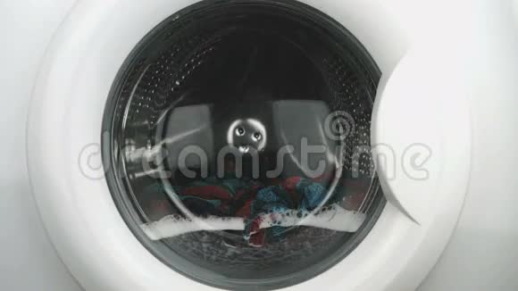 洗衣机工作过程视频的预览图