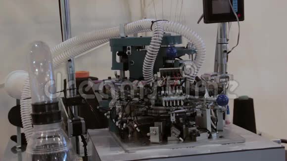 纺织工业编织机视频的预览图