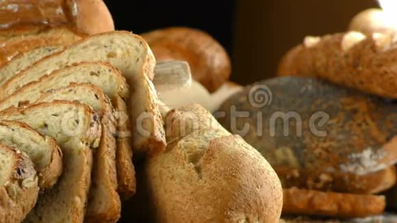 美味面包食品理念视频的预览图