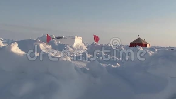 冰营巴诺北极附近视频的预览图