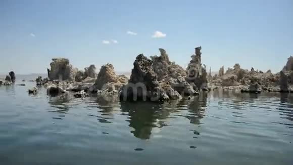加州莫诺湖风景区视频的预览图