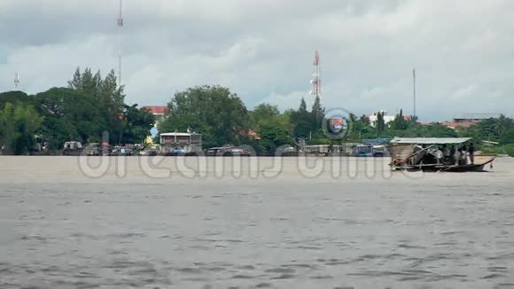 渡船湄公河柬埔寨视频的预览图