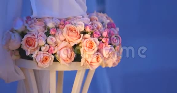 美丽的鲜花婚礼装饰视频的预览图