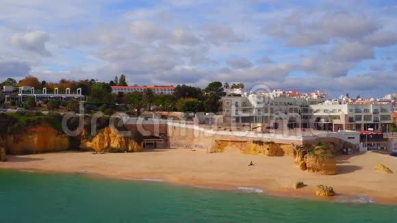 葡萄牙拉各斯的岩石和海洋航空视频的预览图