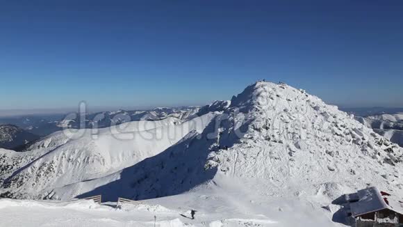 雪山滑雪贾斯纳斯洛伐克塔特拉斯视频的预览图