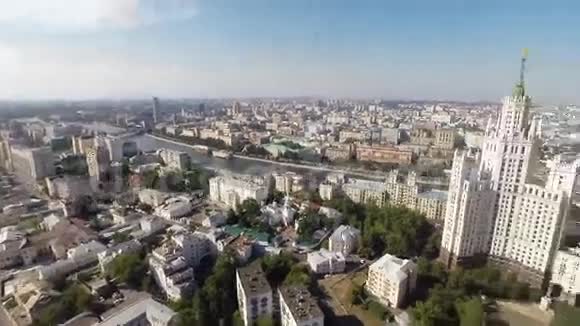 莫斯科拥有Kotelnicheskaya摩天大楼视频的预览图