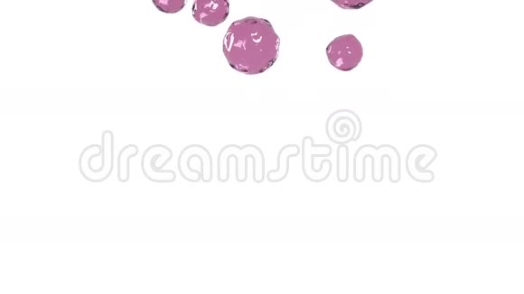 粉红色的水滴落在白色的屏幕上视频的预览图