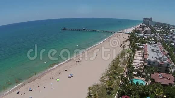 佛罗里达海滩的鸟瞰图视频的预览图