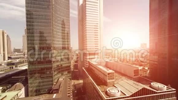现代城市天际线建筑背景视频的预览图