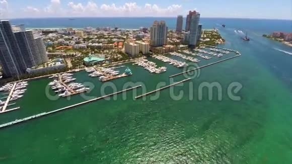 迈阿密海滩码头空中视频视频的预览图