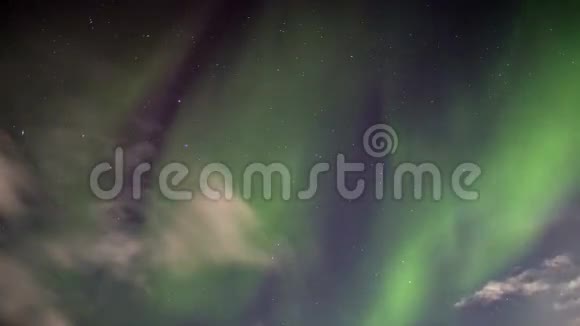 北极夜空北极光斯瓦尔巴群岛视频的预览图