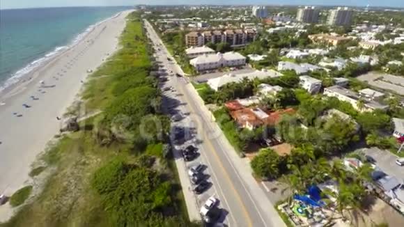 空中镜头西棕滩FL视频的预览图