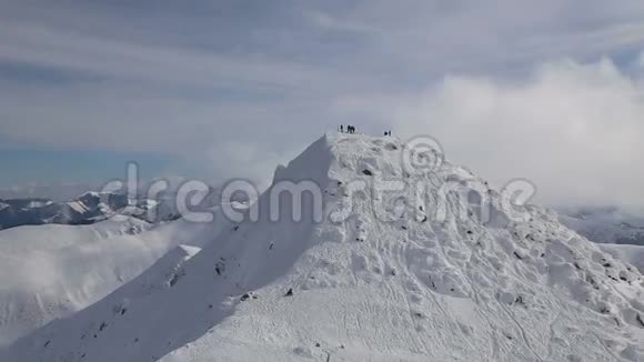 雪山斯洛伐克滑雪冬季视频的预览图