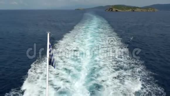 乘船离开希腊视频的预览图