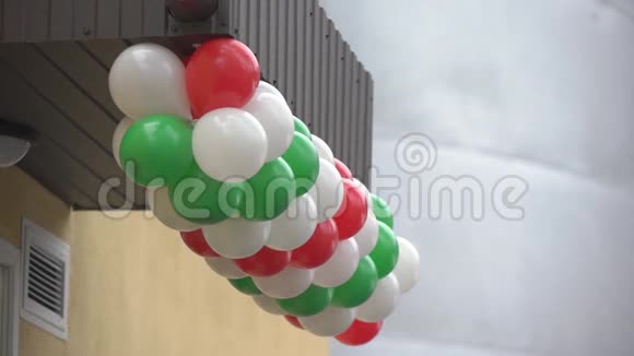 气球晚会装饰视频的预览图