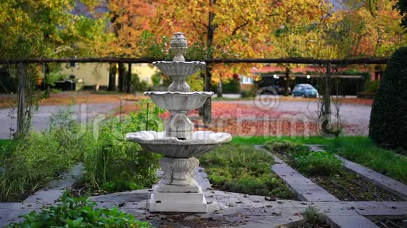 阿斯科纳花园的喷泉视频的预览图