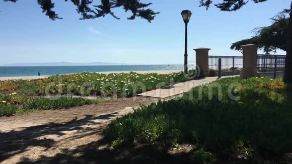 圣巴巴拉加州的东海滩视频的预览图