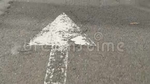道路标记箭头视频的预览图