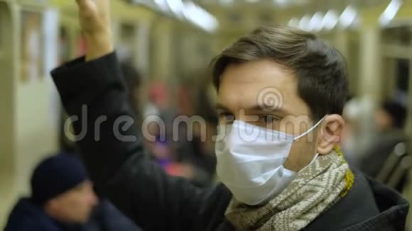 流行性冠状病毒戴上面具呼吸系统综合症冠状病毒视频的预览图