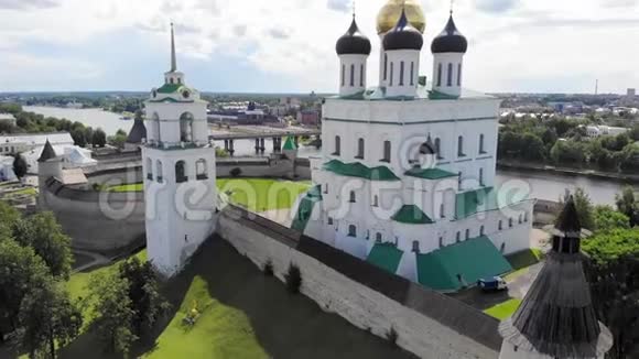 俄罗斯的普斯科夫克里姆林宫视频的预览图