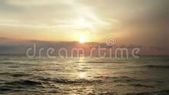 美丽的日落在地中海视频的预览图