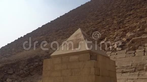 红色金字塔红金字塔又称北金字塔是位于视频的预览图