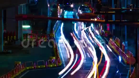 东京涩谷市中心霓虹街的夜景视频的预览图