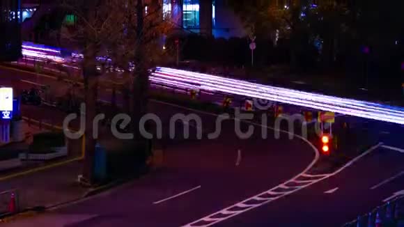 东京涩谷市中心霓虹街的夜景视频的预览图