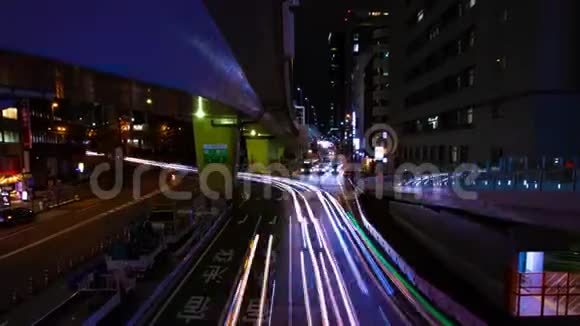东京涩谷市中心霓虹灯街道的夜间时间推移视频的预览图