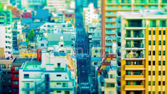 东京城市大角度倾斜微型城市景观的时间推移视频的预览图